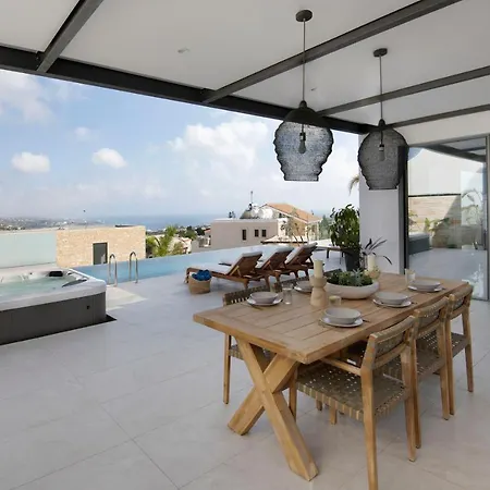 Golden Shore Vila Paphos