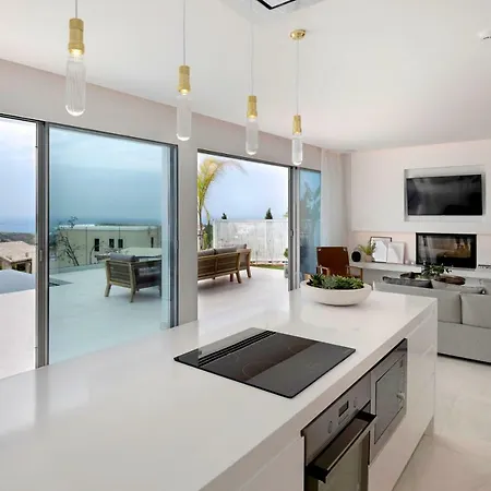 Golden Shore Villa Pafos