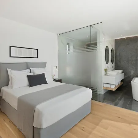 Golden Shore Βίλα