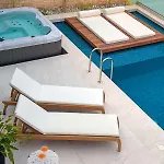 Golden Shore Villa