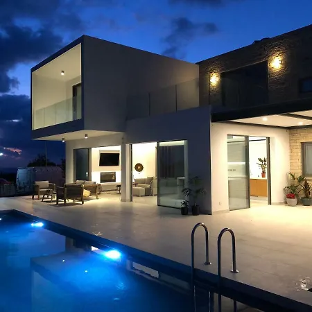 Golden Shore וילה Paphos