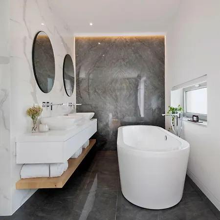 Golden Shore Villa Paphos